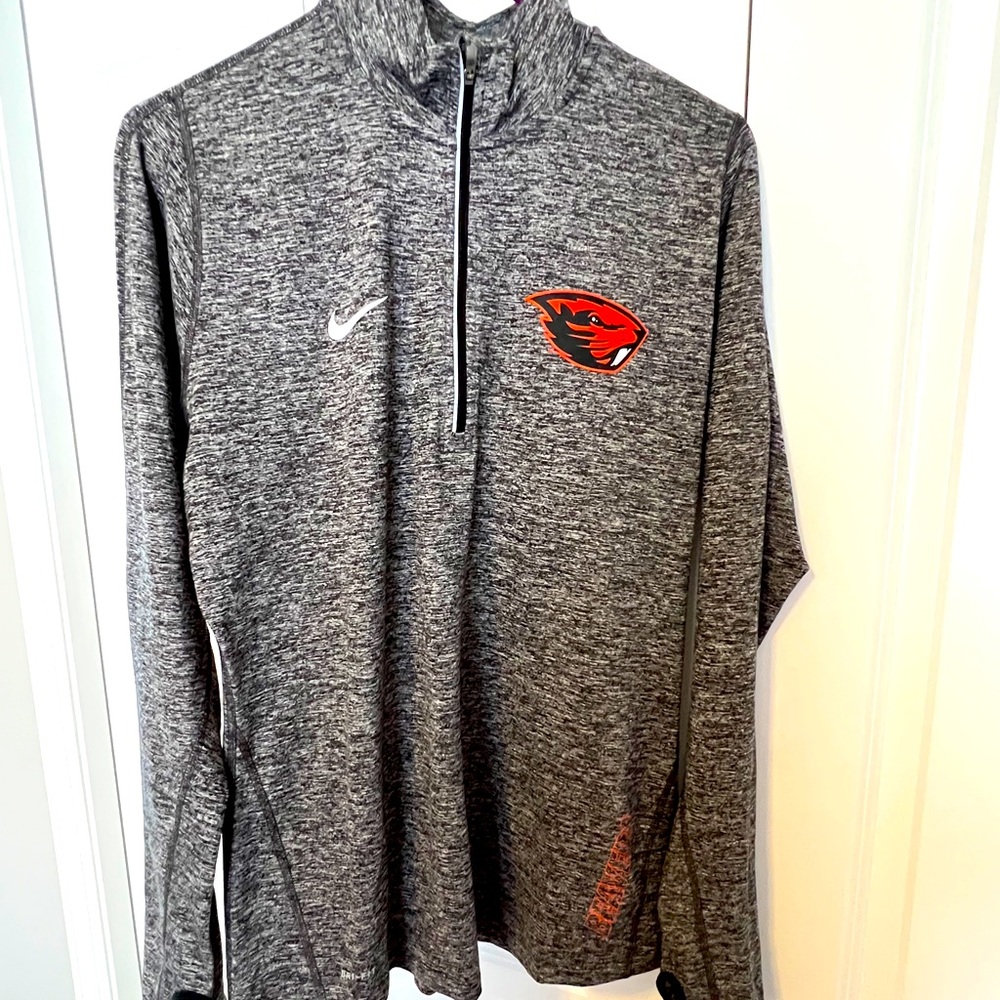 Nike women’s Long Sleeve Shirt